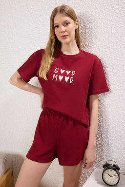 Trendyolmilla K?rm?z? Slogan ve Kalp Nak?sl? Waffle Sortlu Orme Pijama Tak?m? THMSS25PT00352 фото 3