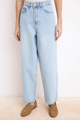 Mavi Y_ksek Bel 100% Pamuk Barrel Jeans TWOSS26JE00143 - Trendyolmilla фото 4