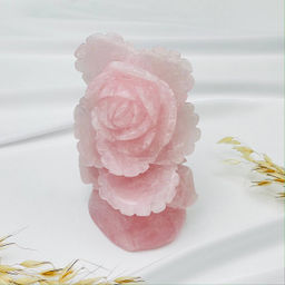 Цветок из Розового кварца