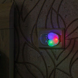 DTL-308-Яблоко/RGB/3LED/0,5W Светильник-ночник. Без выключателя. Блистер