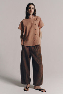 CAMISA ALAMARES ZW COLLECTION / Marr?n claro