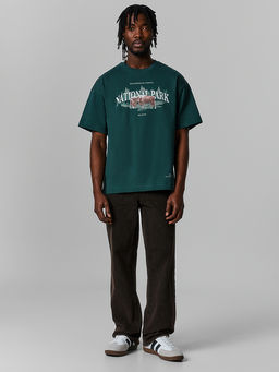 Футболка мужская зеленая с принтом зубров и надписью Беловежская пуща. Национальный парк - Mark formelle фото 2