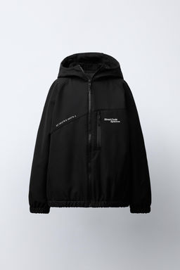 CAZADORA T?CNICA CAPUCHA WATER REPELLENT / Negro