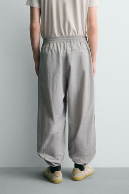 PANTAL?N JOGGER T?CNICO BANDAS CONTRASTE / Gris claro - Zara фото 13
