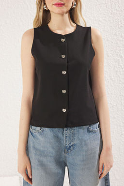 Trendyolmilla Siyah S?f?r Kol Kalp Dugme Detayl? Regular/Normal Kesim OrmeYelek TWOSS25YE00033  фото 4