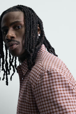 CAMISA CROPPED FIT CUADROS / Rojo oscuro - Zara фото 7