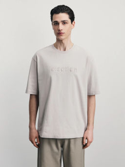 Футболка с вышивкой на груди / Zarina  фото 3