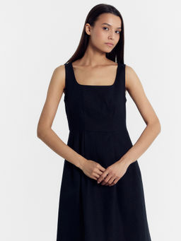 Сарафан женский из хлопка и льна в черном цвете - Mark formelle фото 4