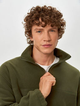 10100150029 Джемпер муж. Legar хаки - Concept club фото 7