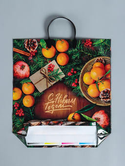 Цена за 10 шт. Пакет подарочный новогодний «Вкусный праздник», полиэтиленовый с пластиковой ручкой, 40×44 см