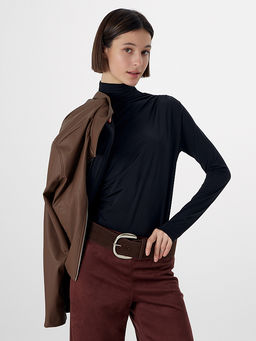 Джемпер женский черный