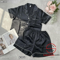 Пижама с шортами и рубашкой