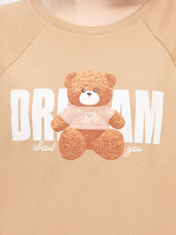 Комплект женский (джемпер, брюки) бежевый с сердечками бежевый +сердечки на бежевом 592361 - Mark formelle фото 5