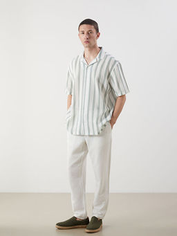 Regular Fit K?sa Kollu Erkek Dokulu G?mlek