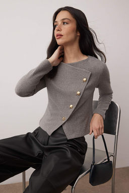 Gri Asimetrik Dugme Detayl? Regular Orme Bluz TWOAW26BZ00274 - Trendyolmilla фото 2