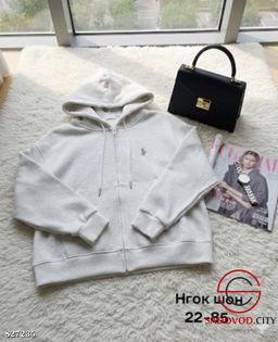 Толстовка женская с капюшоном