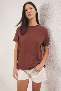 Kahverengi %100 Kal?n Pamuklu Premium Oversize/Genis Kal?p Orme T-Shirt TWOSS23TS00040