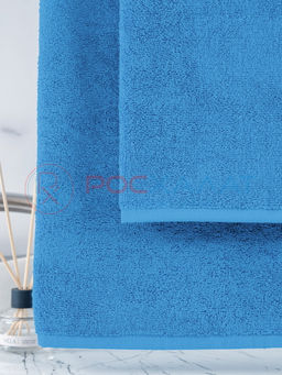 Махровое полотенце без бордюра голубое ПМ-62 50х90