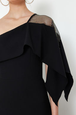 Siyah Vucuda Oturan Tas Aksesuarl? Tek Kol Dokuma Uzun Abiye Elbise TPRSS24AE00132 - Trendyolmilla фото 5