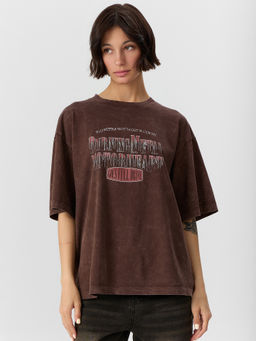 Футболка женская коричневая с надписью burning metal