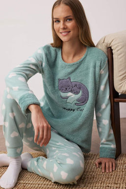 Trendyolmilla Bordo Kalpli Kedi Nak?sl? Uyku Bantl? Polar K?sl?k Orme Pijama Tak?m? THMAW21PT0669