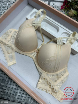 Бюстгальтер кружевной с косточками