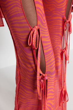 TRENDYOLMILLA Tiger Desenli Dokuma Y?rtmacl? Plaj Pantolon TBESS23PL00003 фото 4