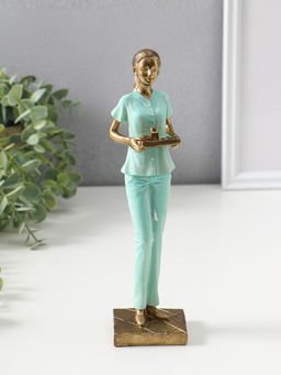 Сувенир полистоун "Медсестра в зелёном костюме с подносом с лекарствами" 23,5 см