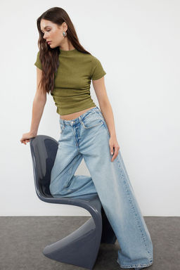 Trendyolmilla Tas Dik Yaka K?sa Kol Buzgu Detayl? Esnek Orme Bluz TWOSS24BZ00135 фото 6