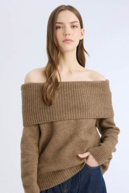 Regular Fit Ac?k Omuz Triko Kazak