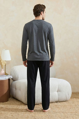 Antrasit Regular Fit Bask?l? Orme Pijama Tak?m? TMNAW26PT00081