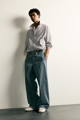 PANTAL?N LAVADO RELAXED FIT TRABILLAS / Verde azul