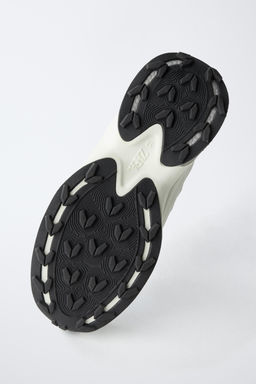 MOUNTAIN TRAINERS - Zara фото 9