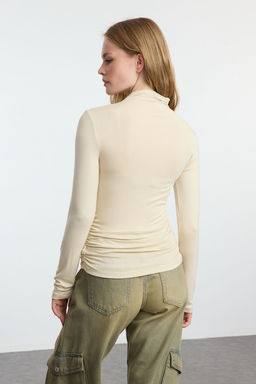 Tas Fitted Buzgu/Drape Detayl? Dik Yaka Orme Bluz TWOAW25BZ00145