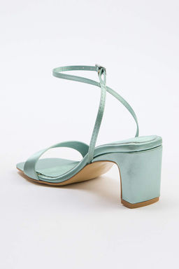 Su Yesili Saten Kad?n Klasik Topukl?u Ayakkab?