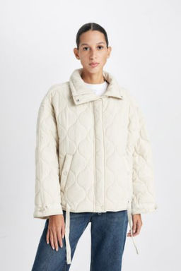 Su Gecirmez Ince Mevsimlik Mont Polo Yaka Kapitoneli C?tc?tl? Fermuarl? Cepli