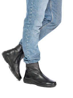 ботинки
								BELWEST