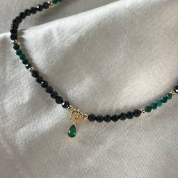 Бусы из Шпинели и Малахита