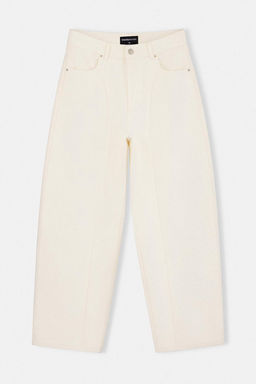 Trendyol Studio Ekru Dikis Detayl? Yuksek Bel Barrel Jeans TWOSS26JE00257