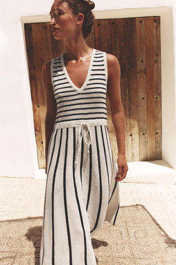 STRIPED CUT-OUT KNIT DRESS - Zara фото 8