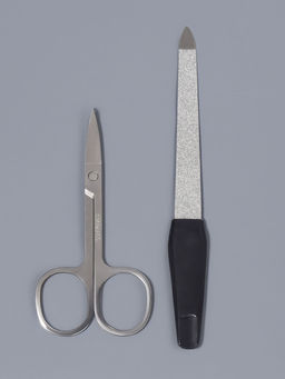 Цена за 2 шт. Набор маникюрный, 2 предмета: ножницы, металлическая пилка