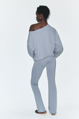 WASHED-EFFECT FLARE TROUSERS - Zara фото 9