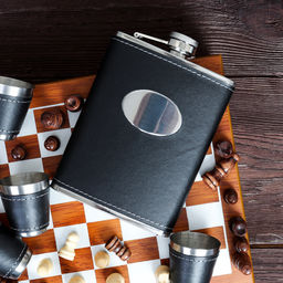 Фляжка 200 мл с шахматами + 4 стопки, воронка / FL-172 /уп 20/ - Галеонтрейд фото 10