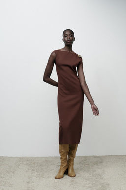 KNIT MIDI DRESS WITH GOLD APPLIQUE
