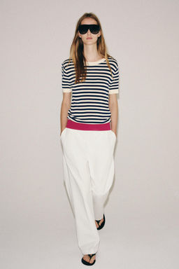 TOP PUNTO RAYAS / Rosa / Blanco