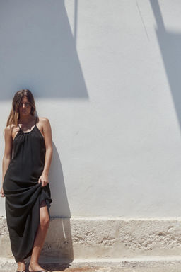 HALTERNECK DRESS WITH GATHERING - Zara фото 11