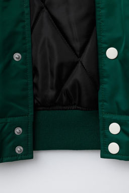 CAZADORA BOMBER NYLON TEXTO CAPUCHA DESMONTABLE / Verde - Zara фото 9