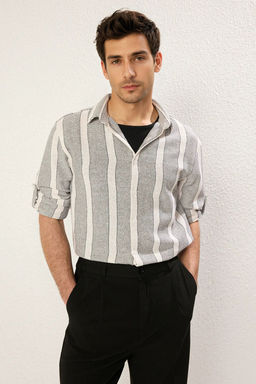 TRENDYOL MAN Siyah Regular Fit Dusuk Omuz Cizgili Etamin Dokulu Yazl?k Gomlek TMNSS25GO00029 - Trendyolmilla фото 4