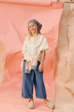 CAMISA VOLANTES FLORES BORDADAS LIMITED EDITION / Crudo