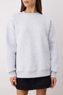 Kar Melanj Oversize/Rahat Kesim Basic Bisiklet Yaka Kal?n/Ici polarl? Orme Sweatshirt TWOAW24SW00102